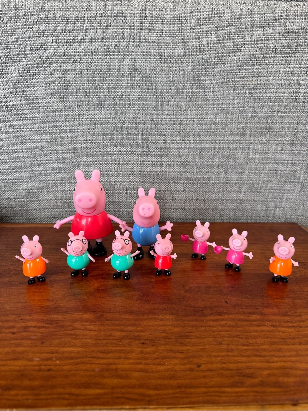 Pink Peppa Pig Toy Figurine Family & Friends Set - Assorted Colors Lot of 9
